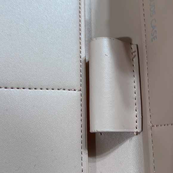 Steve Madden Pouch And Card Case - Picture 12 of 14